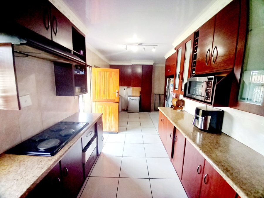 3 Bedroom Property for Sale in Vaalpark Free State